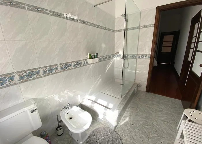 Breiner 28 לינה וארוחת בוקר *